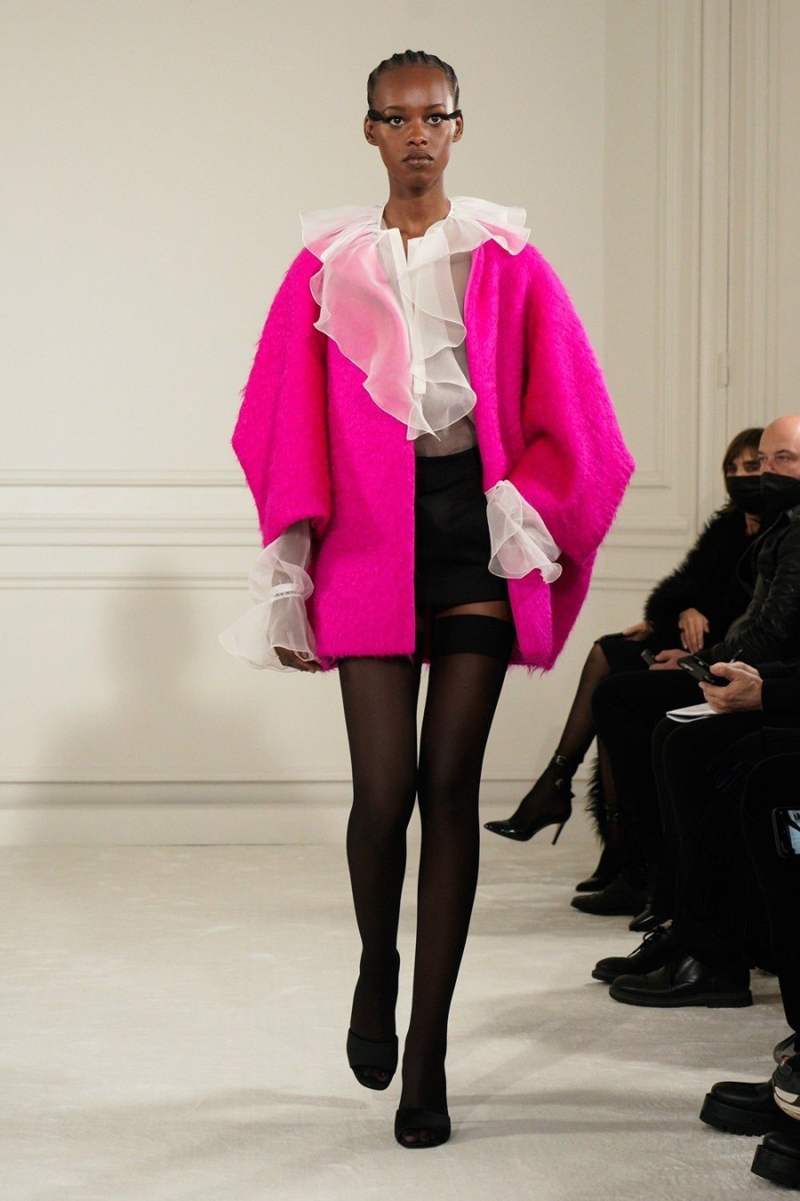 Maison Valentino: Πώς ο Pierpaolo Piccioli δημιούργησε Υψηλή Ραπτική για όλους- Φωτογραφία 28