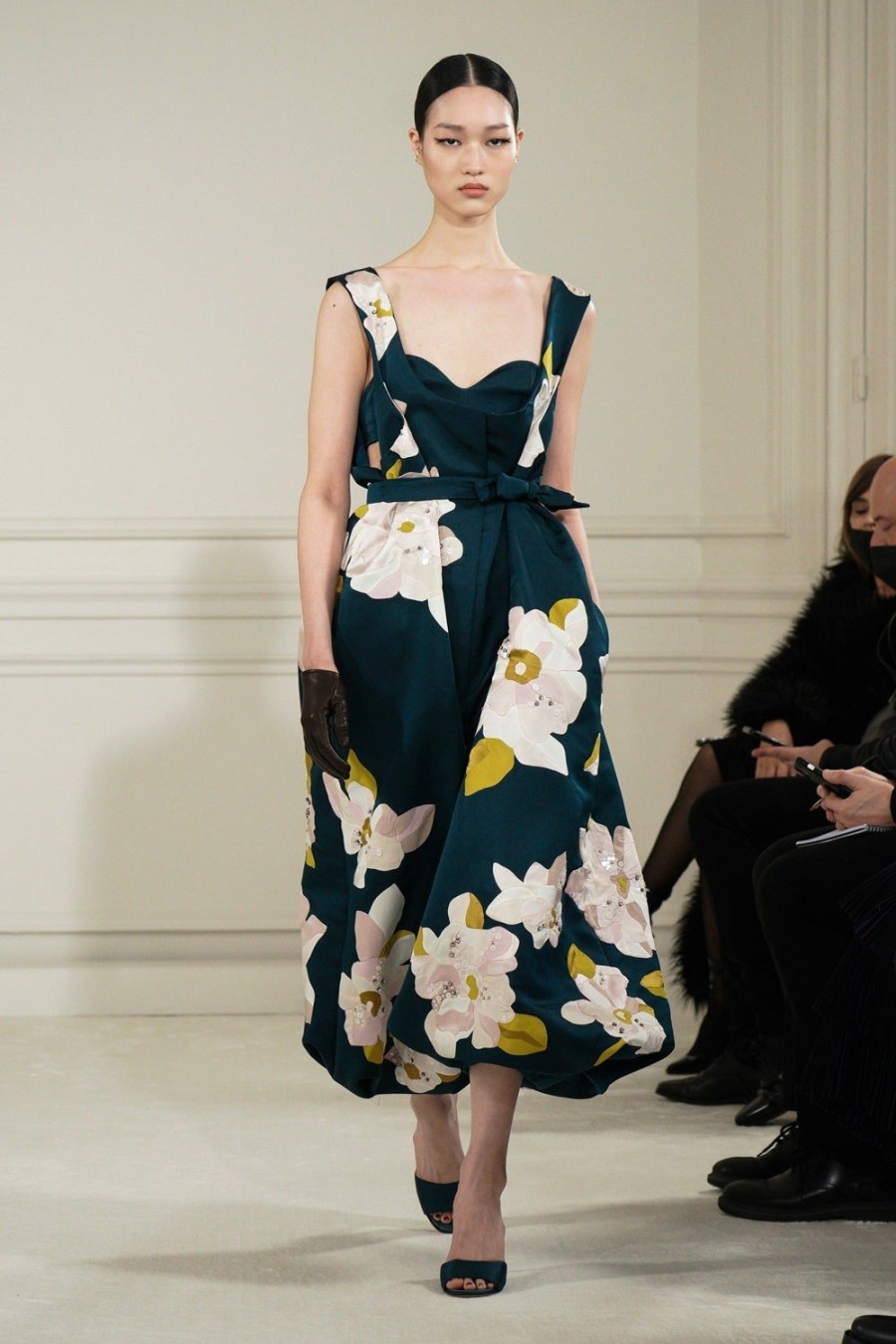 Maison Valentino: Πώς ο Pierpaolo Piccioli δημιούργησε Υψηλή Ραπτική για όλους- Φωτογραφία 38