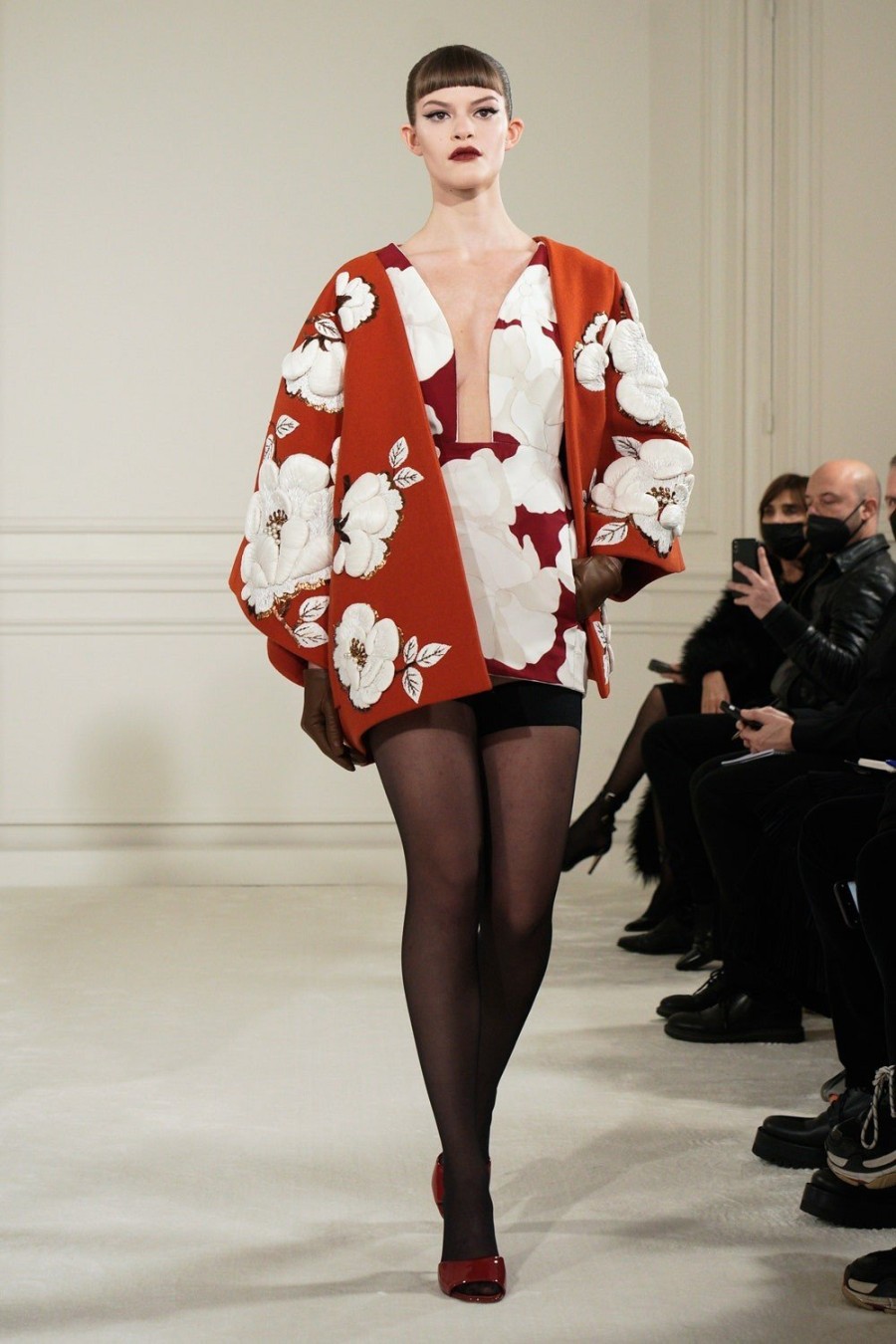 Maison Valentino: Πώς ο Pierpaolo Piccioli δημιούργησε Υψηλή Ραπτική για όλους- Φωτογραφία 42