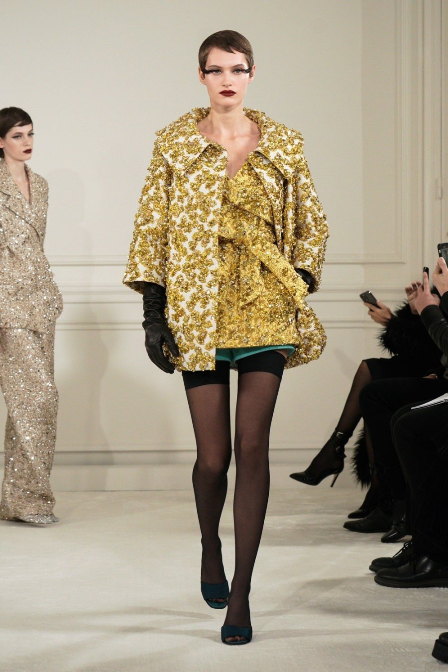 Maison Valentino: Πώς ο Pierpaolo Piccioli δημιούργησε Υψηλή Ραπτική για όλους- Φωτογραφία 44