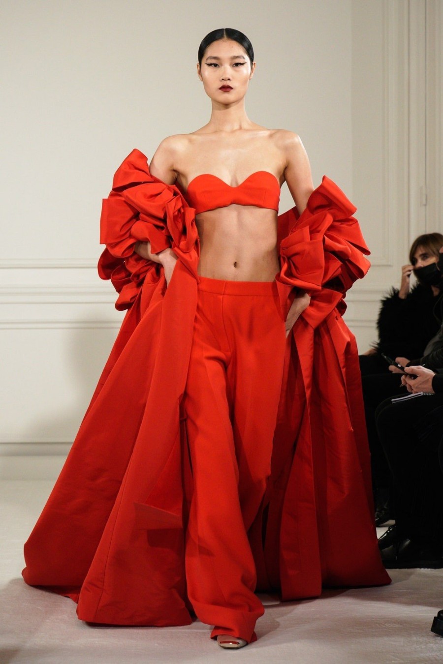 Maison Valentino: Πώς ο Pierpaolo Piccioli δημιούργησε Υψηλή Ραπτική για όλους- Φωτογραφία 58