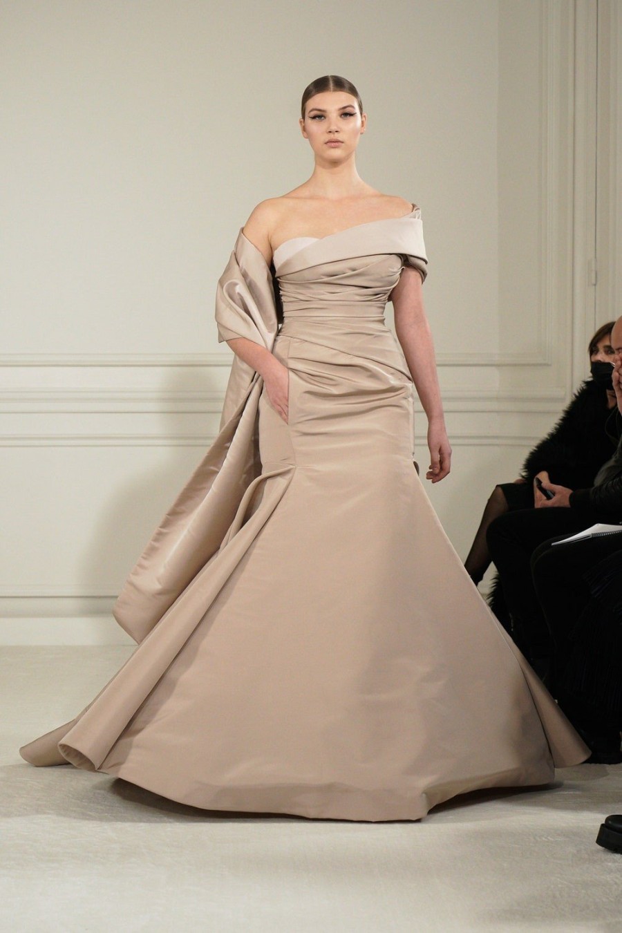 Maison Valentino: Πώς ο Pierpaolo Piccioli δημιούργησε Υψηλή Ραπτική για όλους- Φωτογραφία 63