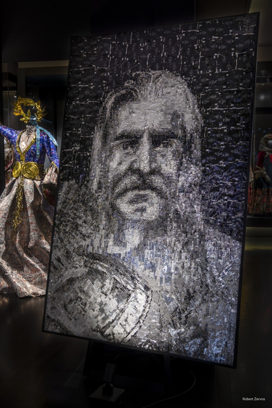 Universal Art: Ο διεθνώς διακεκριμένος γλύπτης, Νίκος Φλώρος, μιλάει για την επετειακή έκθεση «Ήρωες από μέταλλο»- Φωτογραφία 6