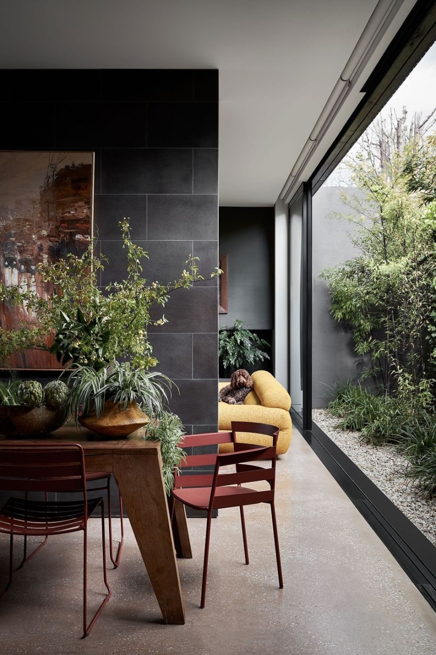 Ένα victorian house στην Αυστραλία αναδεικνύει την dark πλευρά του μοντερνισμού- Φωτογραφία 2