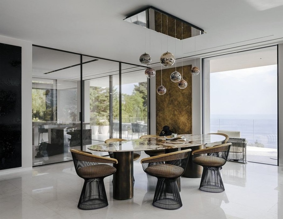 Villa Lea: Ένα αρχιτεκτονικό «κόσμημα» στους υπέροχους όρμους της Κυανής Ακτής  - Φωτογραφία 5