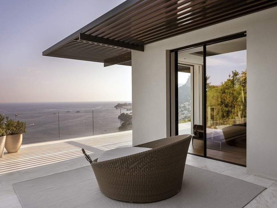 Villa Lea: Ένα αρχιτεκτονικό «κόσμημα» στους υπέροχους όρμους της Κυανής Ακτής  - Φωτογραφία 8