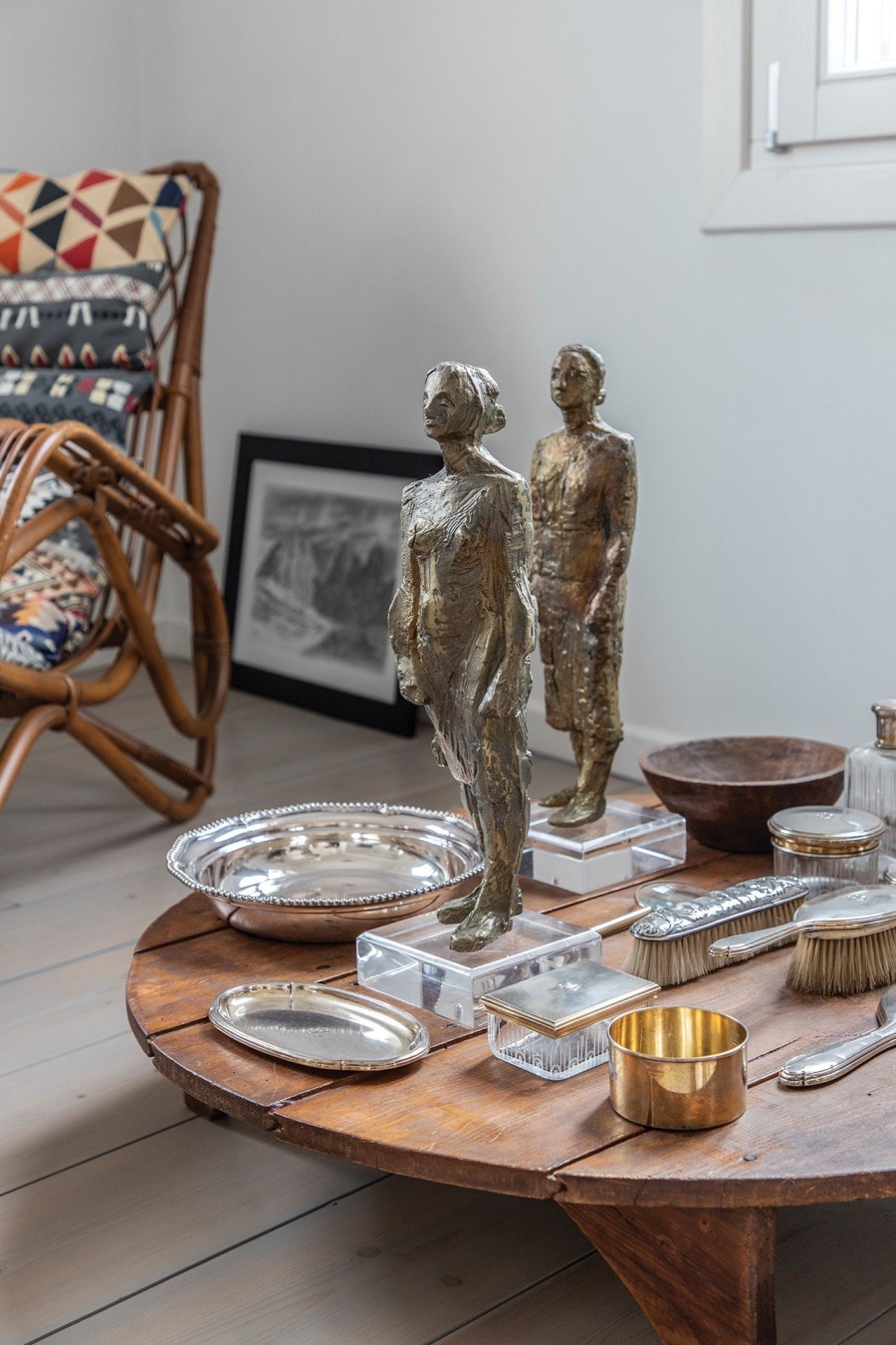 Η Ευγενία Κοκκάλα-Μελά, ιδιοκτήτρια του concept store HEROES μάς ανοίγει το υπέροχο σπίτι της στο κέντρο της Αθήνας- Φωτογραφία 7