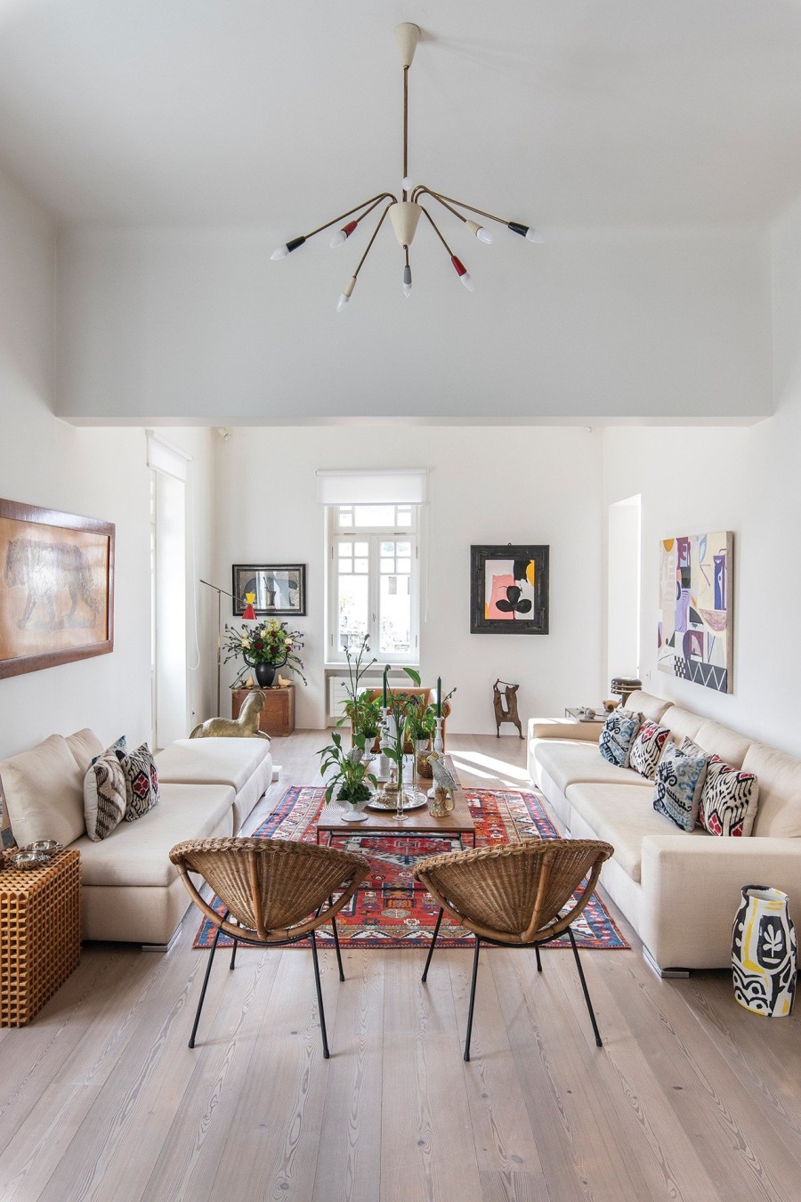 Η Ευγενία Κοκκάλα-Μελά, ιδιοκτήτρια του concept store HEROES μάς ανοίγει το υπέροχο σπίτι της στο κέντρο της Αθήνας- Φωτογραφία 9