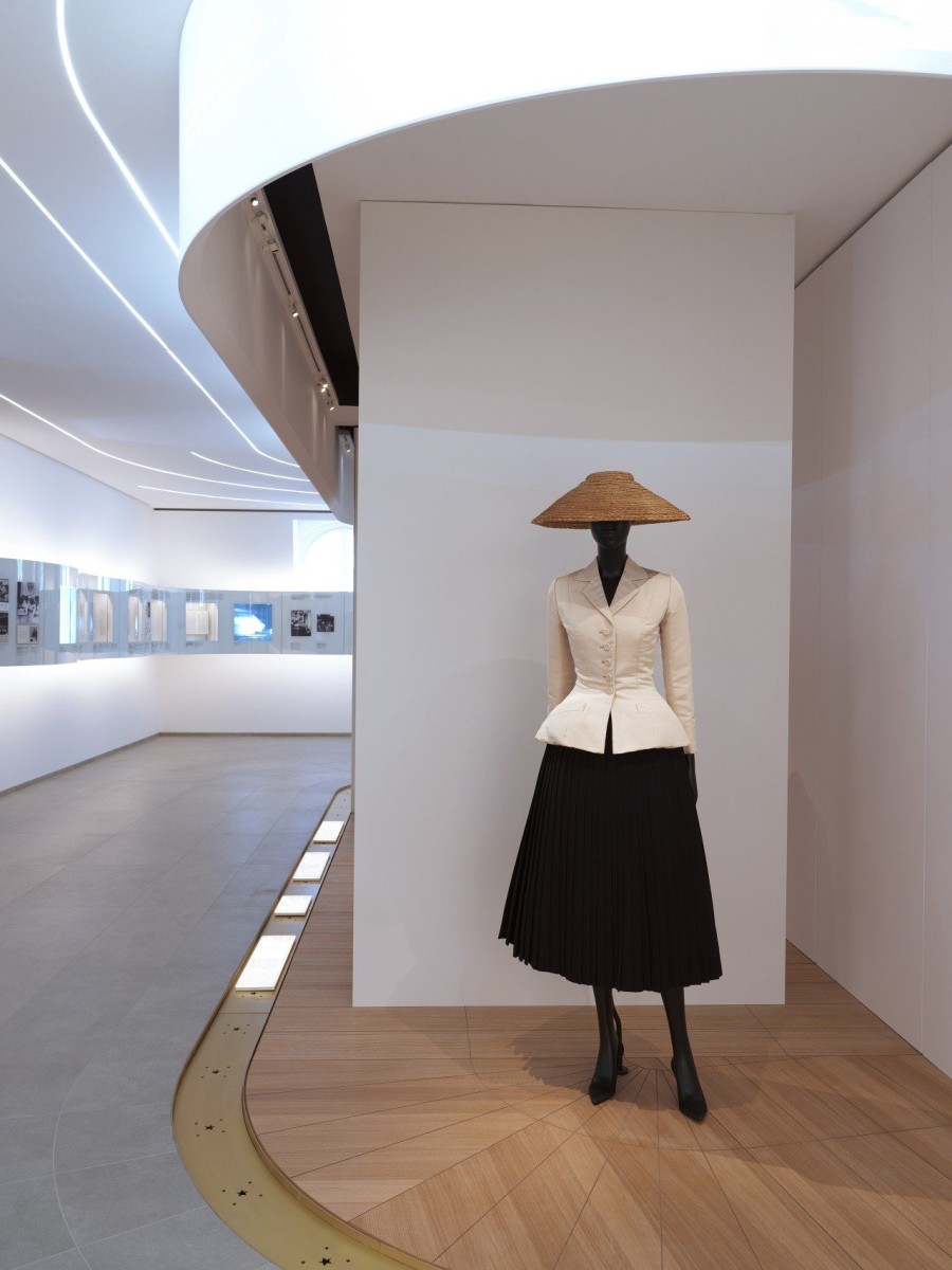 What dreams are made of: Μια εσωτερική ματιά στη νέα boutique του Dior στην 30 Μontaigne - Φωτογραφία 5