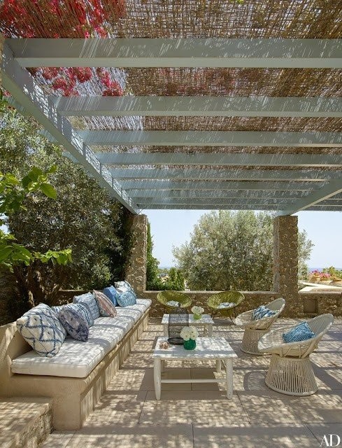 Mια θεσπέσια καλοκαιρινή κατοικία στις Σπέτσες αναδεικνύει την ελληνική αρχοντιά - Φωτογραφία 1