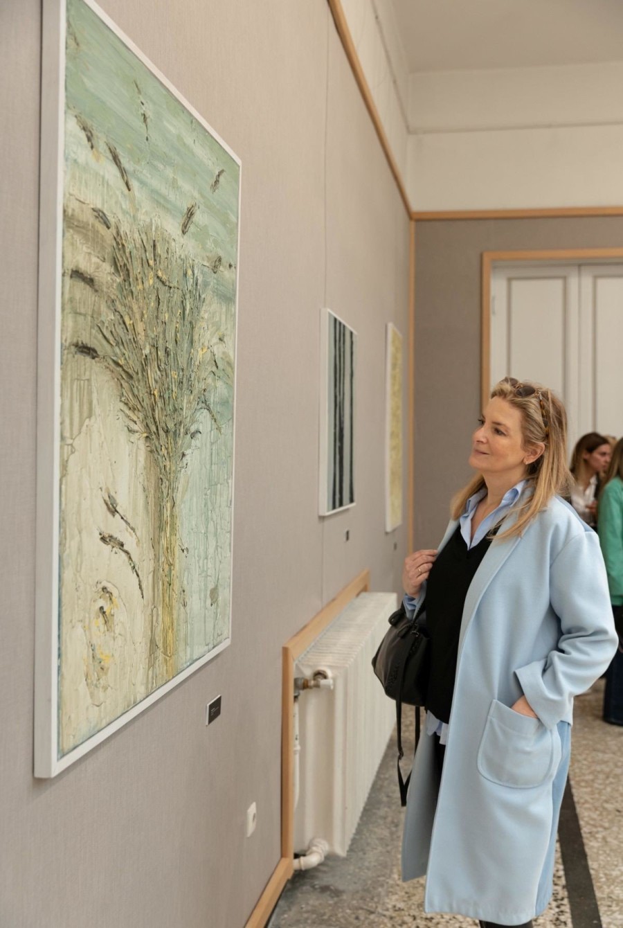 Βold Nature: Στα λαμπερά εγκαίνια της νέας ατομικής art exhibition της Στέλλας Βουλγαράκη - Φωτογραφία 10