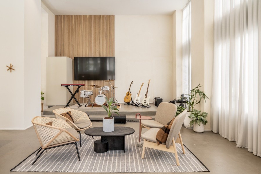 Ένα αρχιτεκτονικό γραφείο στο Tel Aviv αποκαλύπτει μια άλλη πλευρά του μινιμαλισμού- Φωτογραφία 3