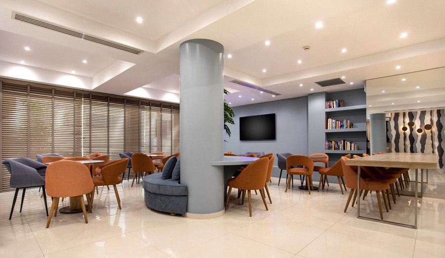 Phidias Hotel: H ανακαίνισή του στον Πειραιά αντιπροσωπεύει τον κάθε ταξιδιώτη στο λιμάνι- Φωτογραφία 2