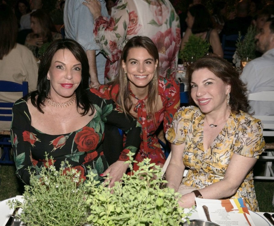 «GREEK ISLANDS» - Ένα κοσμοπολίτικο event για το international λεύκωμα του Χρύσανθου Πανά και της Κατερίνας Κατώπη-Λυκιαρδοπούλου στην Αθήνα- Φωτογραφία 5