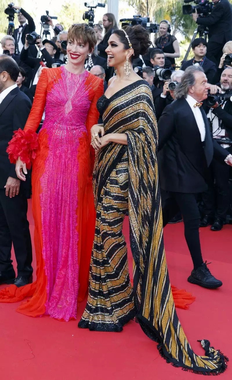75th Cannes Film Festival: Οι best-dressed παρουσίες από την τελετή έναρξης- Φωτογραφία 3