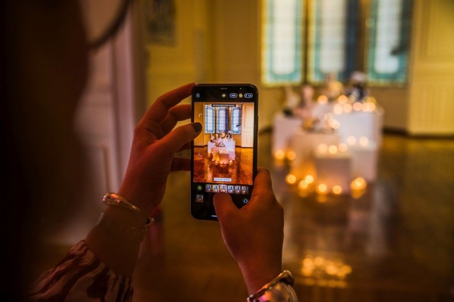 Up Close: Στα λαμπερά εγκαίνια της ατομικής έκθεσης της Caroline De Souza- Φωτογραφία 11