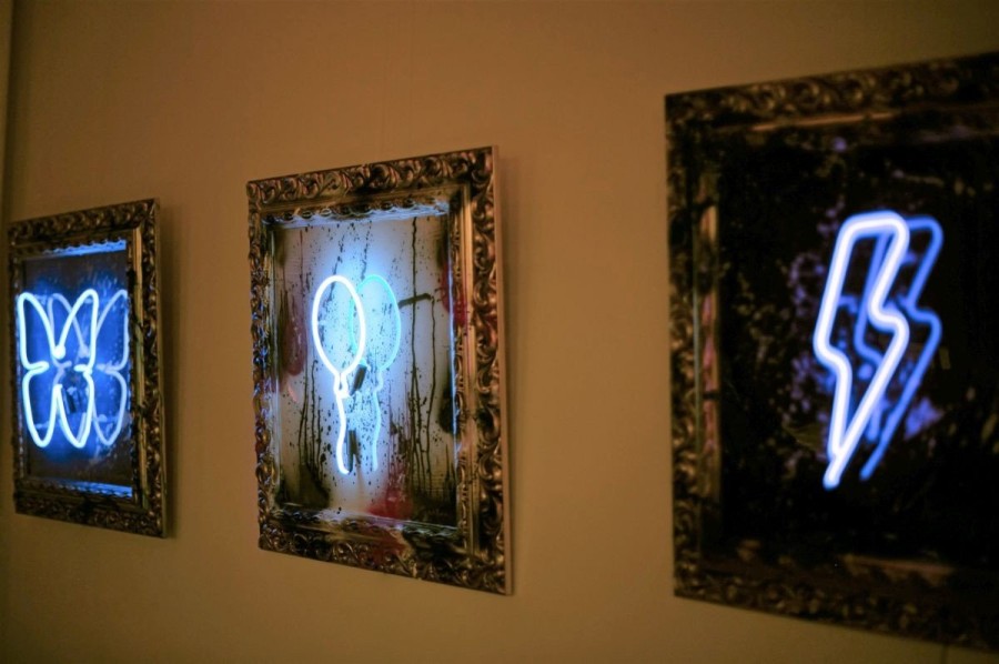 Up Close: Στα λαμπερά εγκαίνια της ατομικής έκθεσης της Caroline De Souza- Φωτογραφία 9