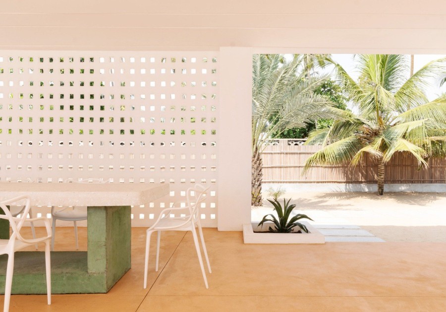 Ένα σαγηνευτικό vacation house σε μια τροπική τοποθεσία θυμίζει πολυτελές pool bar- Φωτογραφία 2