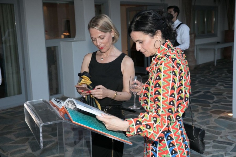 «GREEK ISLANDS» - Ένα κοσμοπολίτικο event για το international λεύκωμα του Χρύσανθου Πανά και της Κατερίνας Κατώπη-Λυκιαρδοπούλου στην Αθήνα- Φωτογραφία 26