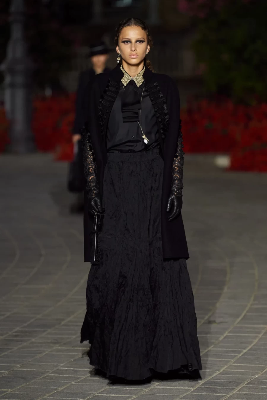 Dior Cruise 2023: Η Maria Grazia Chiuri παρουσίασε ένα show-ωδή στη Σεβίλλη με σιλουέτες εμπνευσμένες από το φλαμένκο- Φωτογραφία 17