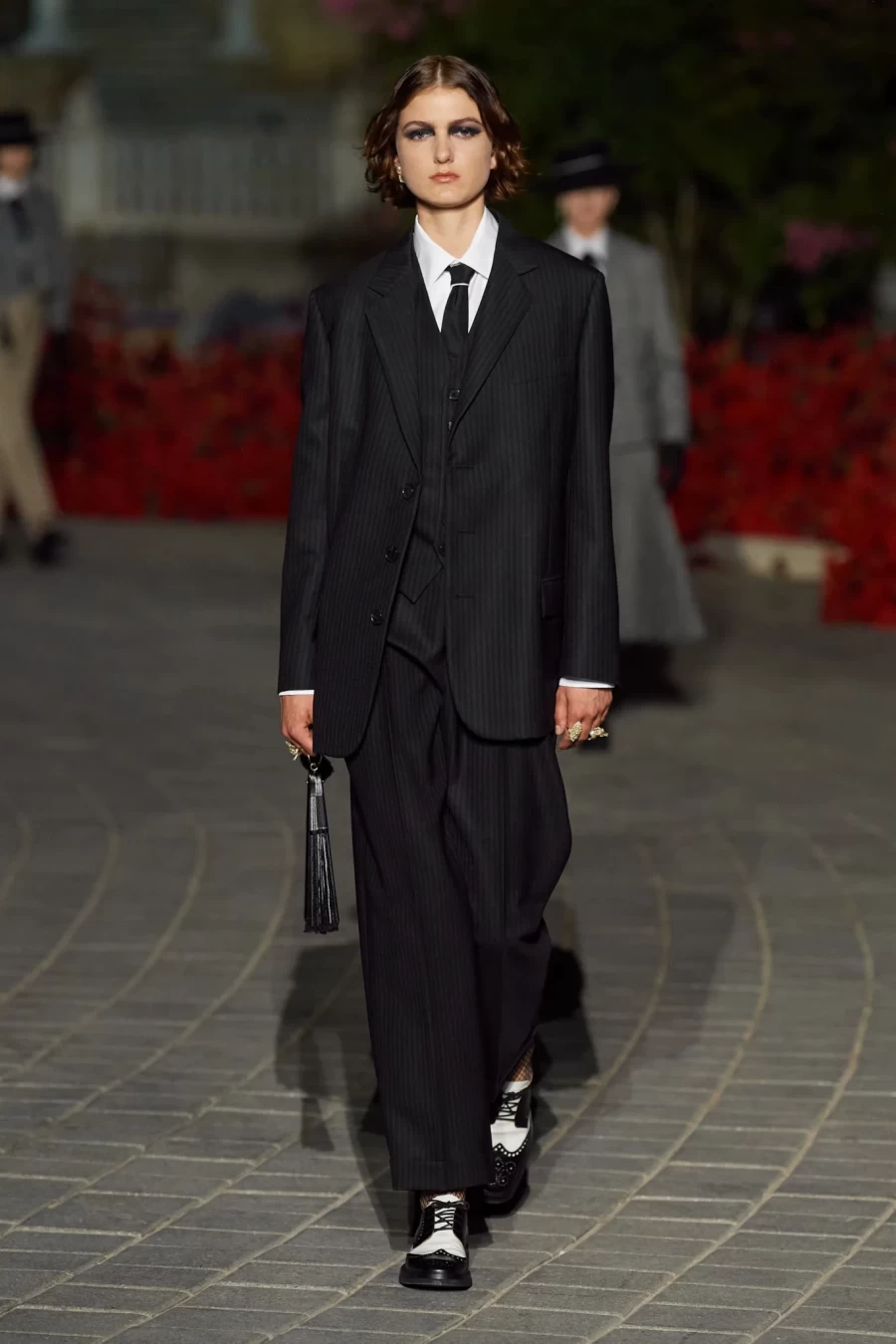 Dior Cruise 2023: Η Maria Grazia Chiuri παρουσίασε ένα show-ωδή στη Σεβίλλη με σιλουέτες εμπνευσμένες από το φλαμένκο- Φωτογραφία 78