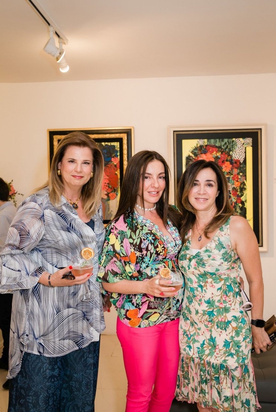 Athenian vibes: Τα εγκαίνια της 1ης ατομικής έκθεσης της Marina Leon, «My Secret Garden», στέφθηκαν από απόλυτη επιτυχία - Φωτογραφία 11