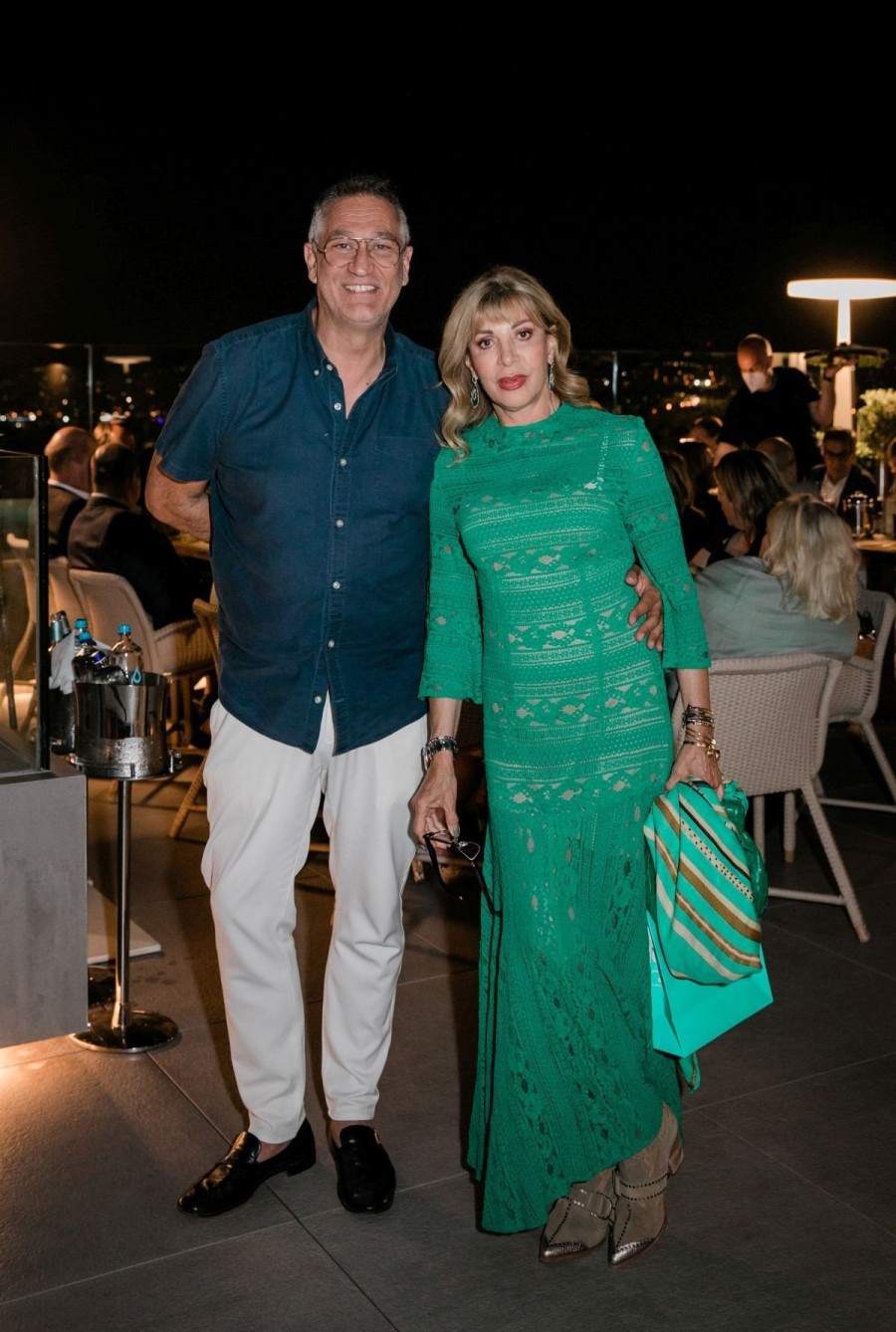 Ένα δείπνο με θέα την Ακρόπολη κι εκλεκτούς καλεσμένους μας συστήνει την καλοκαιρινή Αθήνα - Φωτογραφία 19