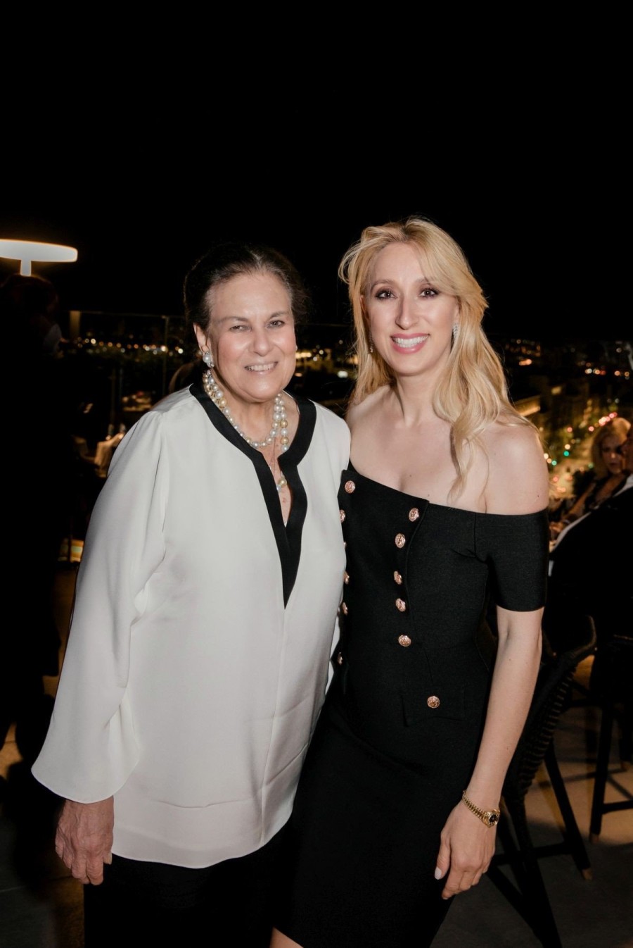 Ένα δείπνο με θέα την Ακρόπολη κι εκλεκτούς καλεσμένους μας συστήνει την καλοκαιρινή Αθήνα - Φωτογραφία 17