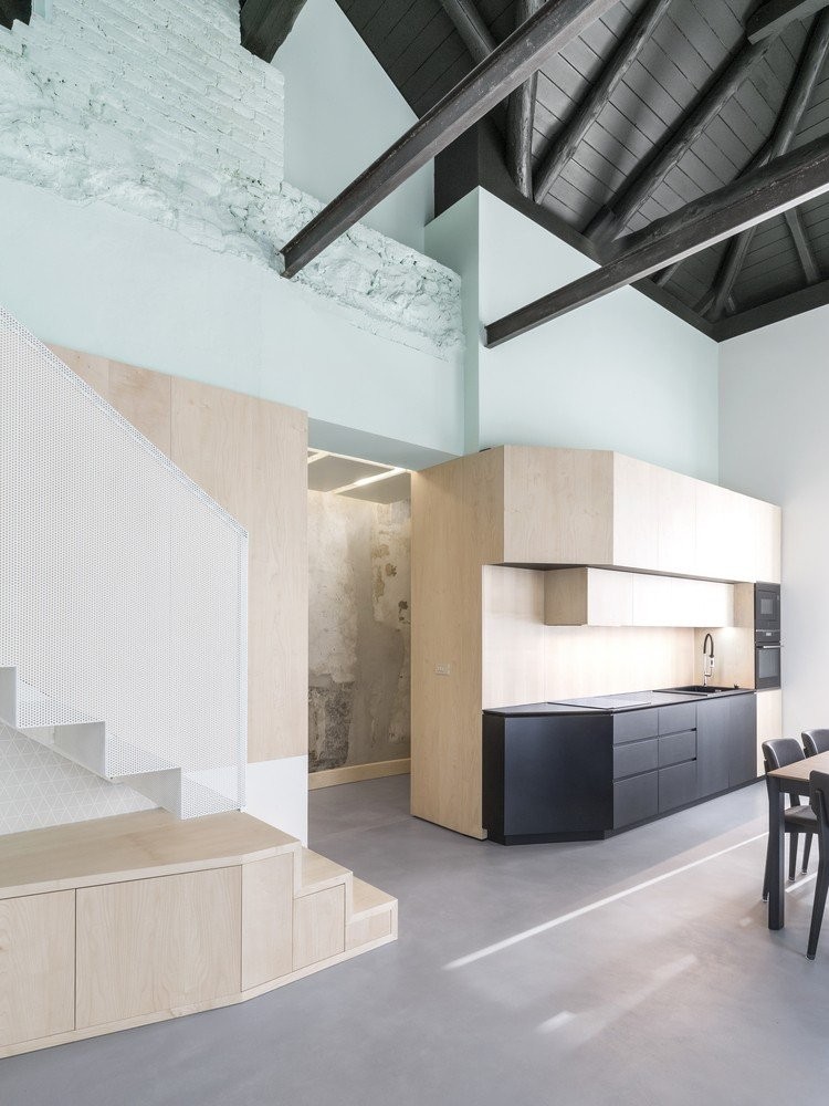 Δείτε πώς μια μικρή κατοικία του '60 στην Ιταλία μετατράπηκε σε ένα μοντέρνο σκηνικό- Φωτογραφία 4