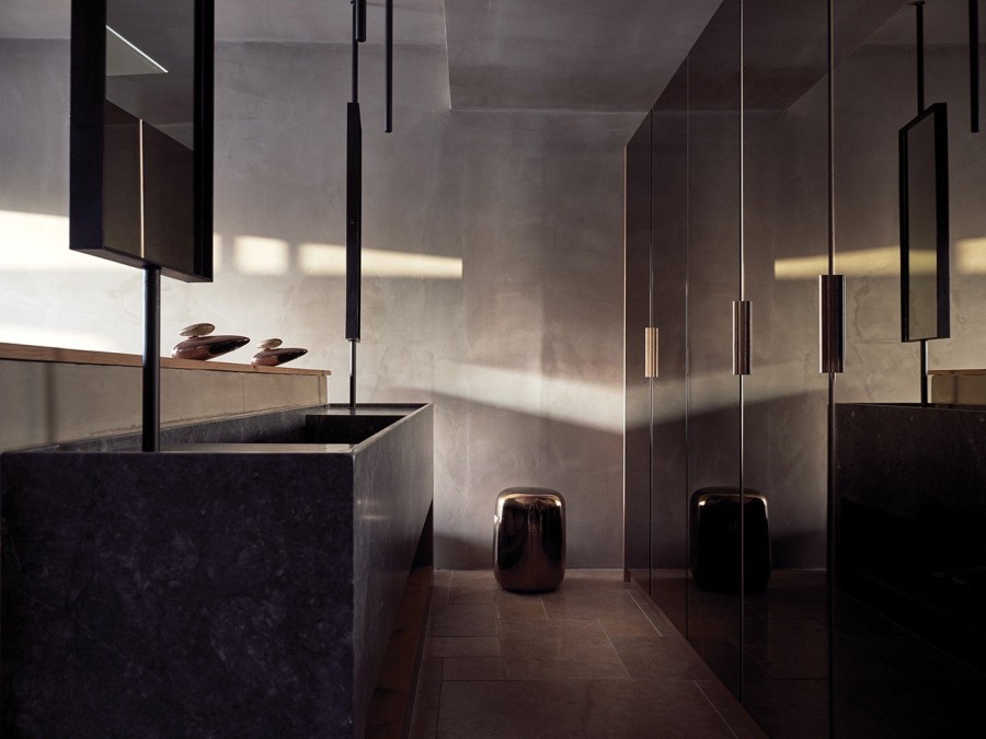 Η βίλα Acroterra ακροβατεί πάνω στα βράχια, χτισμένη στην κορυφογραμμή μιας απόκρημνης χερσονήσου στην Αγία Πελαγία της Κρήτης- Φωτογραφία 5