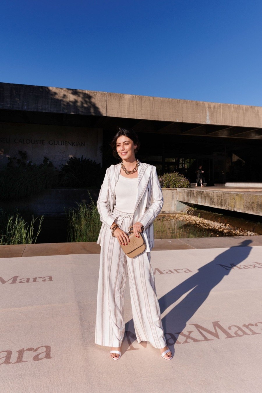 Resort 2023: Η Max Mara παρουσίασε μια συλλογή γεμάτη δύναμη στη Λισαβόνα που συνοδεύτηκε από ένα fashionable gala - Φωτογραφία 1