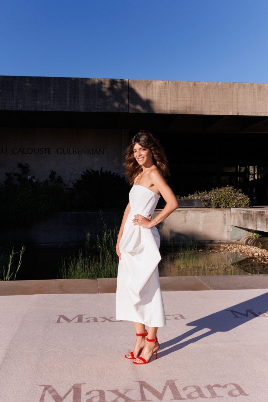 Resort 2023: Η Max Mara παρουσίασε μια συλλογή γεμάτη δύναμη στη Λισαβόνα που συνοδεύτηκε από ένα fashionable gala - Φωτογραφία 6