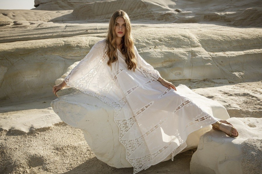 Μία promising fashion campaign που απογειώνει την ελληνική ομορφιά- Φωτογραφία 10