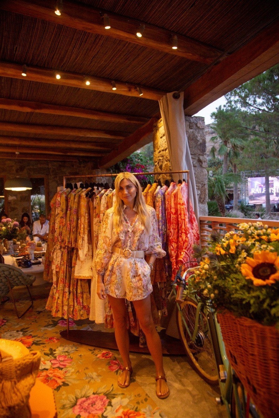 Το πιο fashionable cocktail party με κοσμοπολίτικο αέρα στο Nammos Village - Φωτογραφία 31