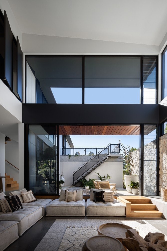 Μια πολυτελής κατοικία συνδυάζει ιδανικά τη μοντέρνα αισθητική με τα natural στοιχεία- Φωτογραφία 4