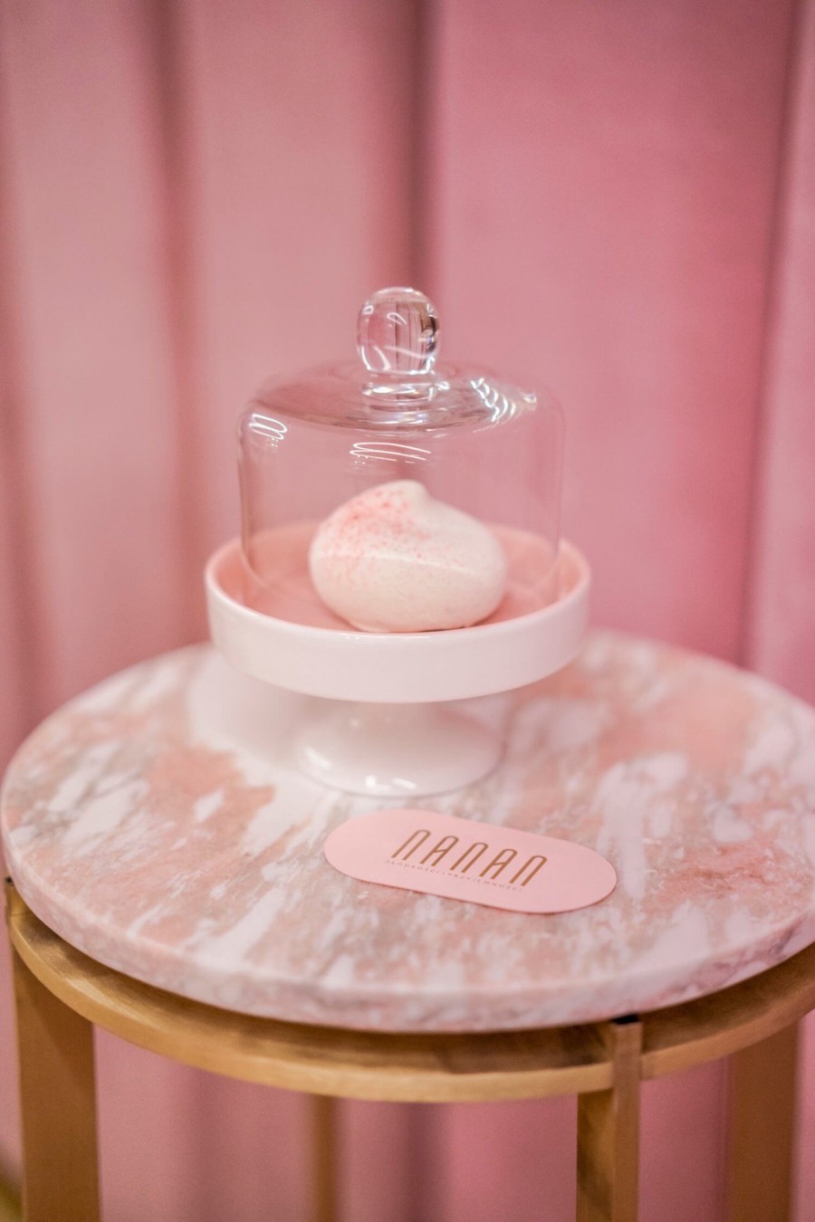 Μια ονειρική patisserie στην Πολωνία εμπνευσμένη από το γλυκό éclair- Φωτογραφία 1