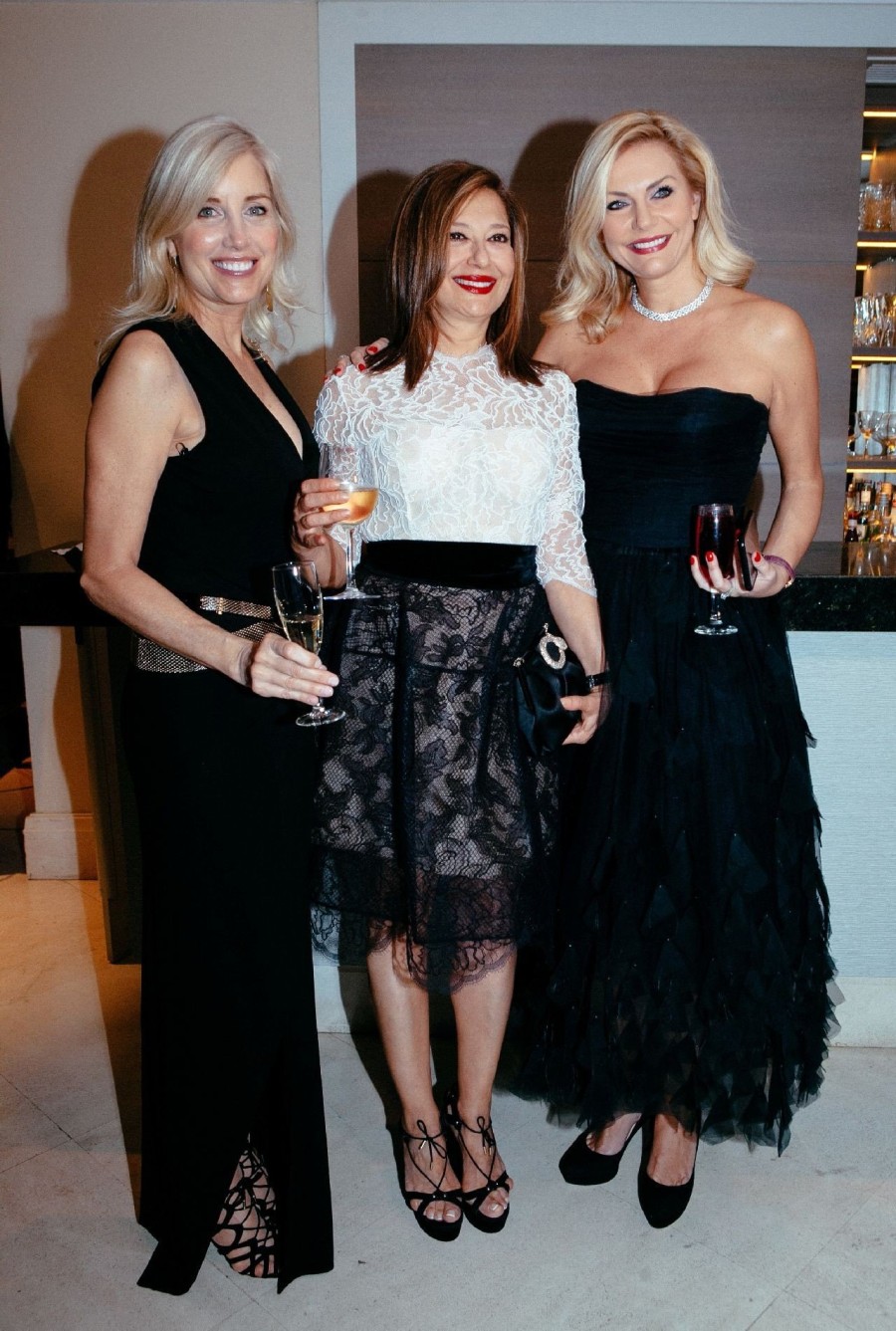 To χριστουγεννιάτικο δείπνο του Σωματείου Καλλιπάτειρα - Φωτογραφία 1