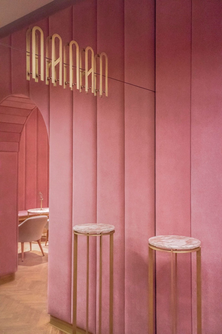 Μια ονειρική patisserie στην Πολωνία εμπνευσμένη από το γλυκό éclair- Φωτογραφία 3