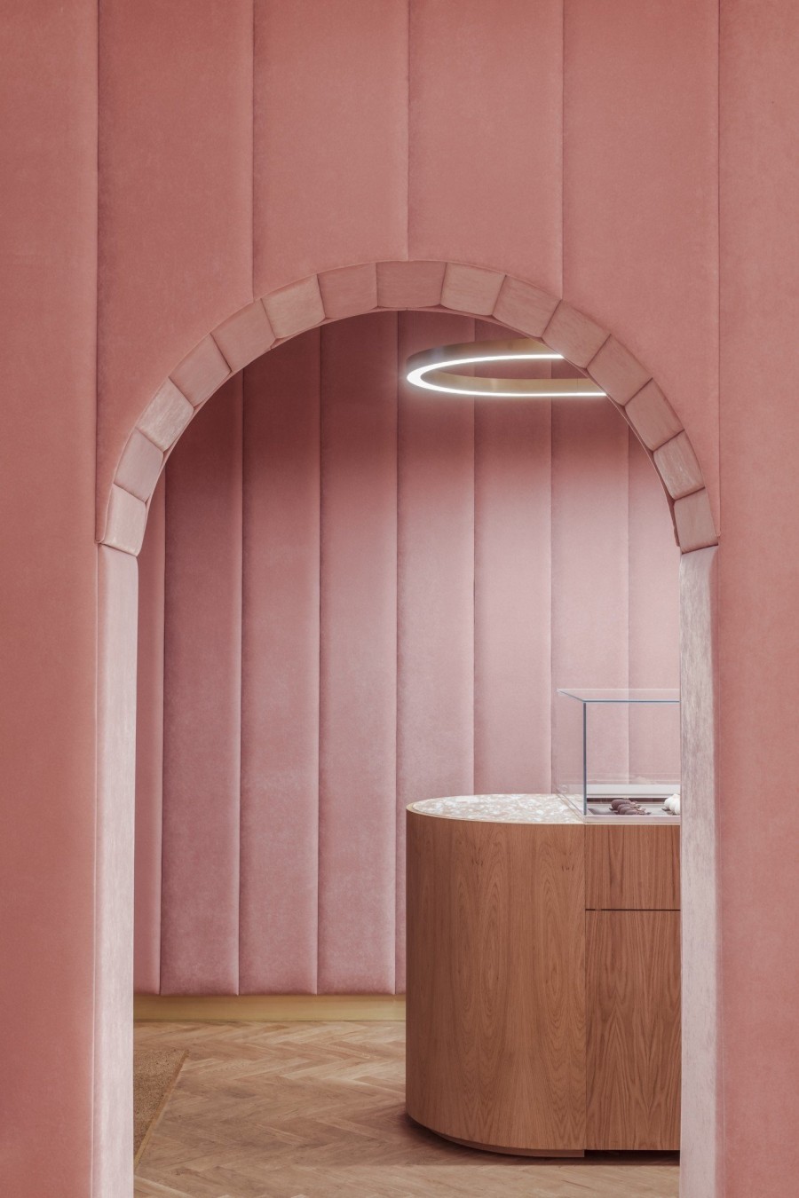 Μια ονειρική patisserie στην Πολωνία εμπνευσμένη από το γλυκό éclair- Φωτογραφία 6