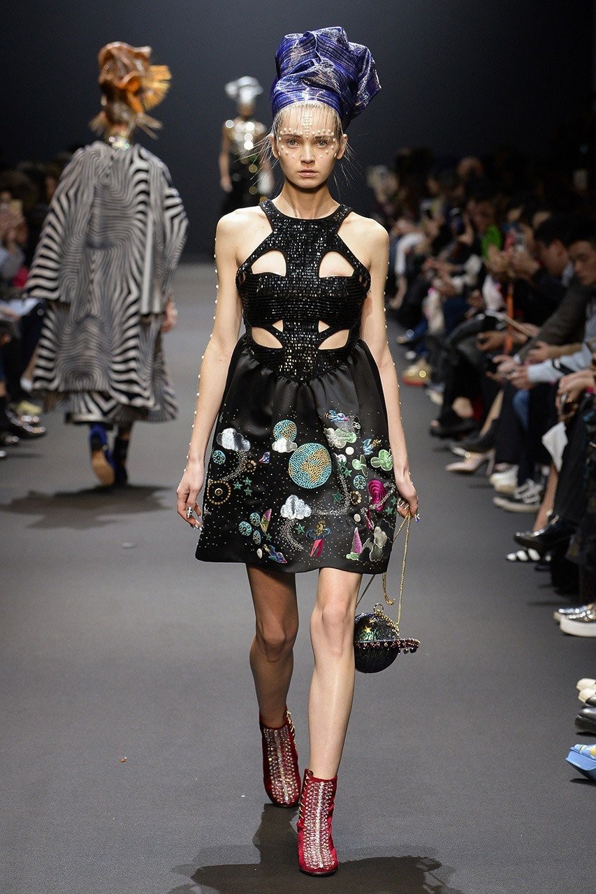 Galactic trend: Το διαστημικό ταξίδι της μόδας - Φωτογραφία 7