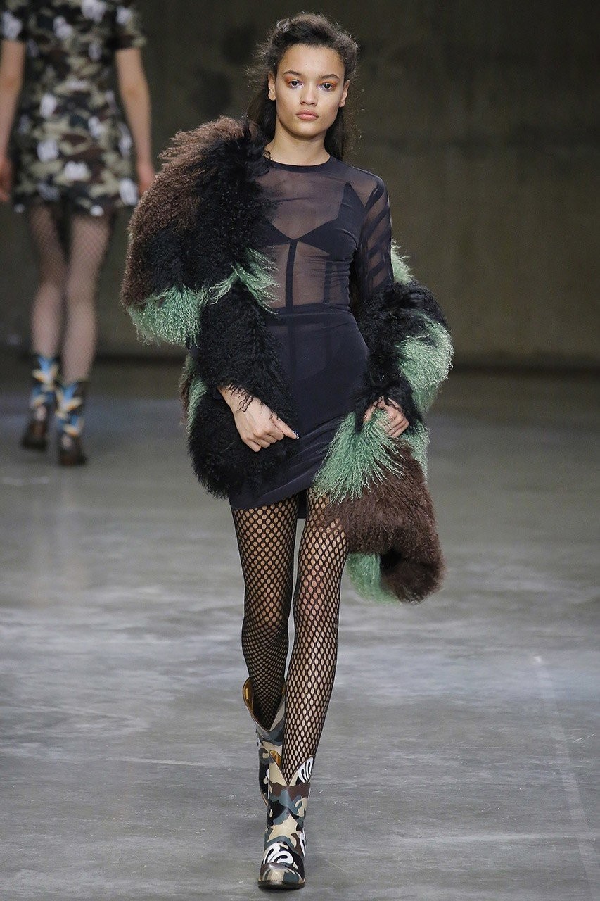 Τα καλσόν της σεζόν όπως τα είδαμε στα catwalks- Φωτογραφία 8