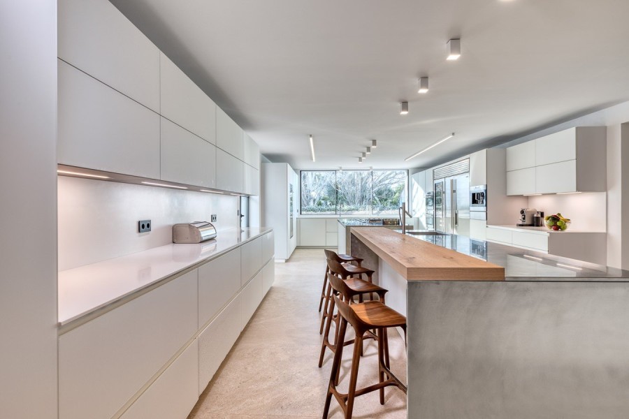 Μια βίλα στην Ibiza αποτελεί υπόδειγμα υψηλής αισθητικής κι εντυπωσιάζει με «ψευδαισθήσεις» στη διακόσμηση - Φωτογραφία 3