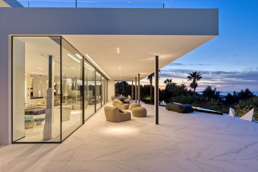 Μια βίλα στην Ibiza αποτελεί υπόδειγμα υψηλής αισθητικής κι εντυπωσιάζει με «ψευδαισθήσεις» στη διακόσμηση - Φωτογραφία 6