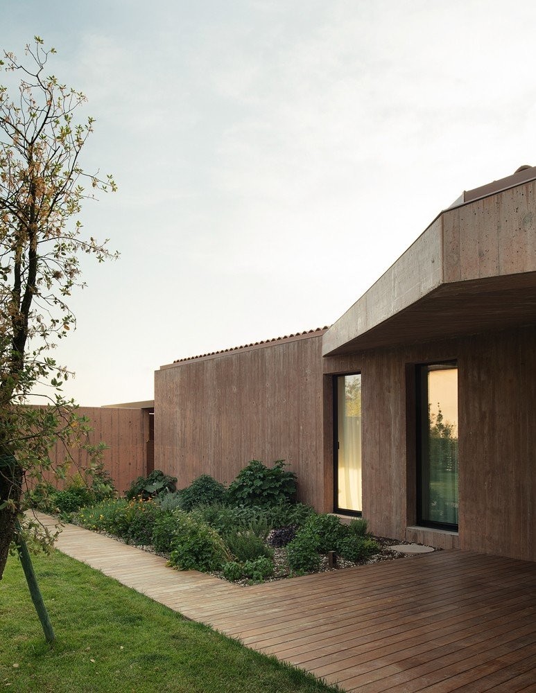 Ένα καλοκαιρινό καταφύγιο στην Ιταλία «υποκλίνεται» στον μινιμαλισμό- Φωτογραφία 4