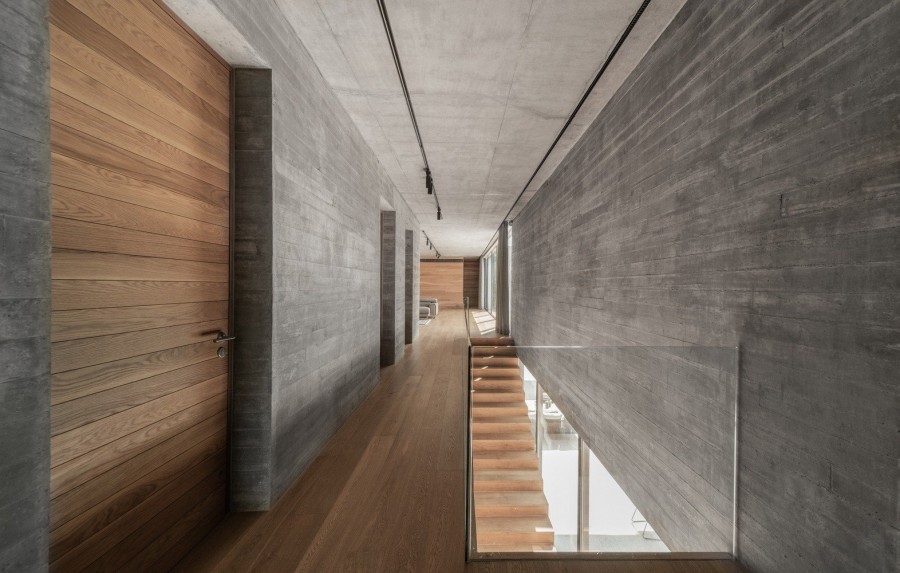 Μια ultra modern, μινιμαλιστική κατοικία έχει τον κήπο των ονείρων μας- Φωτογραφία 2