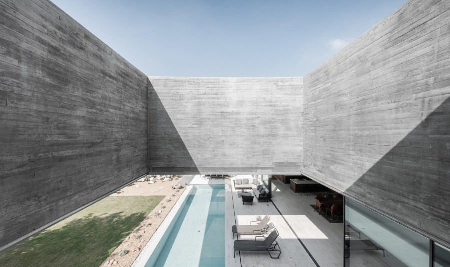 Μια ultra modern, μινιμαλιστική κατοικία έχει τον κήπο των ονείρων μας- Φωτογραφία 4