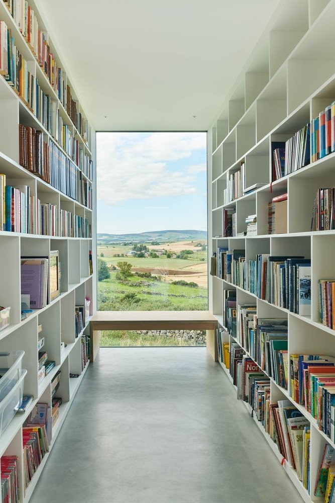 Πώς μια οικογενειακή κατοικία σ' ένα χωριό της Σκωτίας απογειώνει τον μοντερνισμό- Φωτογραφία 2