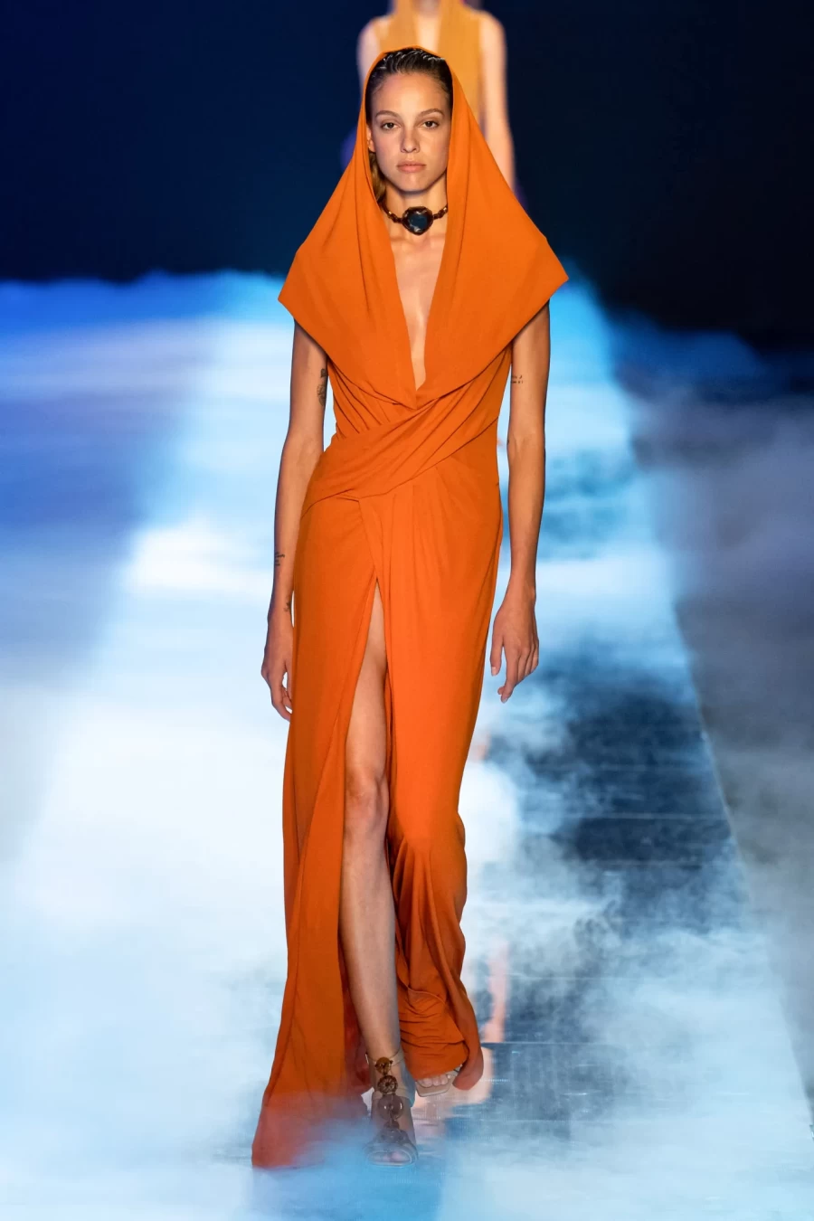 Milan Report: Η Max Mara μας «ταξίδεψε» με τις δημιουργίες της στην ιταλική ριβιέρα του 1930- Φωτογραφία 12