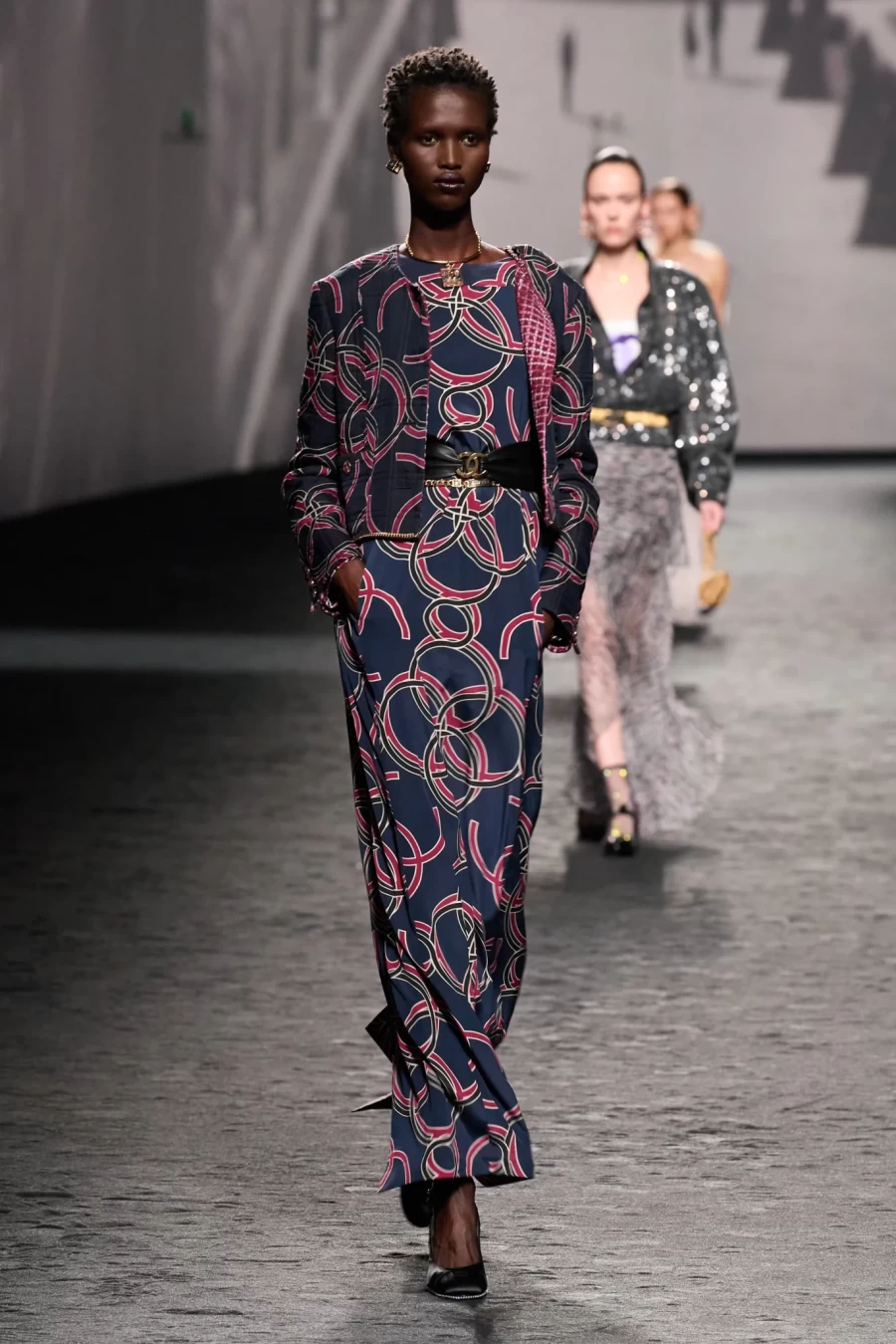 PFW: Η Virginie Viard χάρισε στη γυναίκα της Chanel τη λάμψη που της αξίζει- Φωτογραφία 5