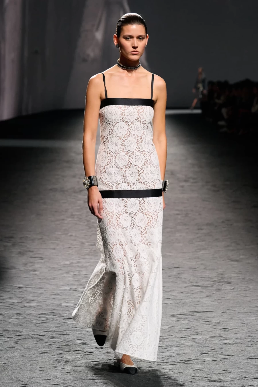 PFW: Η Virginie Viard χάρισε στη γυναίκα της Chanel τη λάμψη που της αξίζει- Φωτογραφία 11